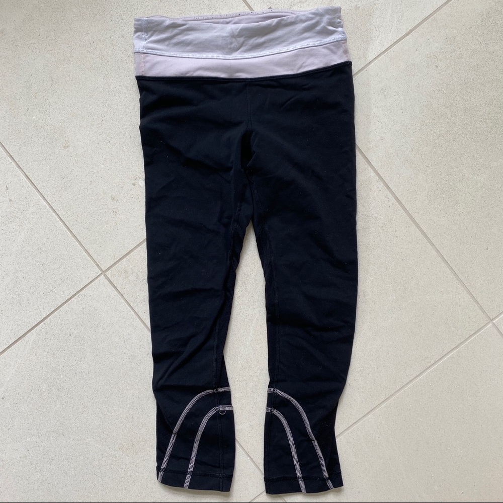 Lululemon black and pink inspire crop legging